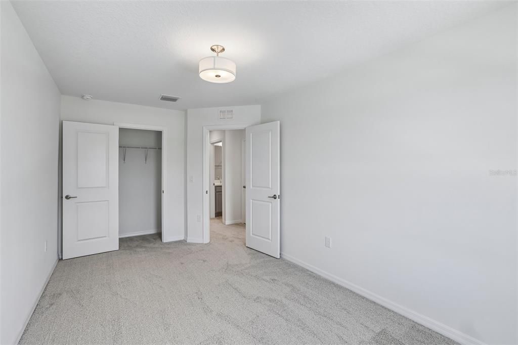 En Venta: $292,388 (3 camas, 2 baños, 1573 Pies cuadrados)