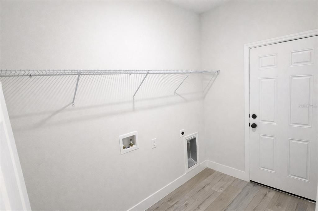 En Venta: $264,990 (3 camas, 2 baños, 1529 Pies cuadrados)