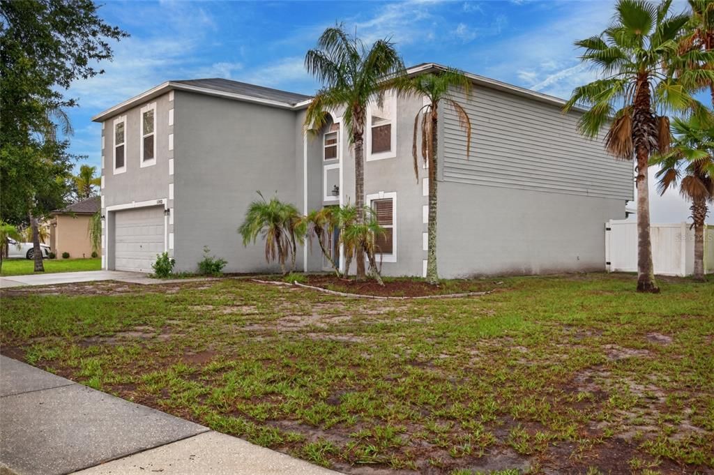 На продажу: $249,900 (4 спален, 2 ванн, 2844 Квадратных фут)
