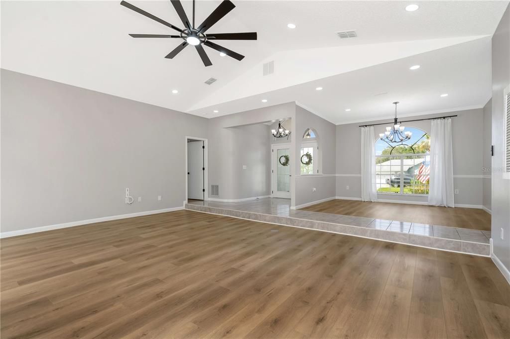 En Venta: $475,000 (3 camas, 2 baños, 2269 Pies cuadrados)