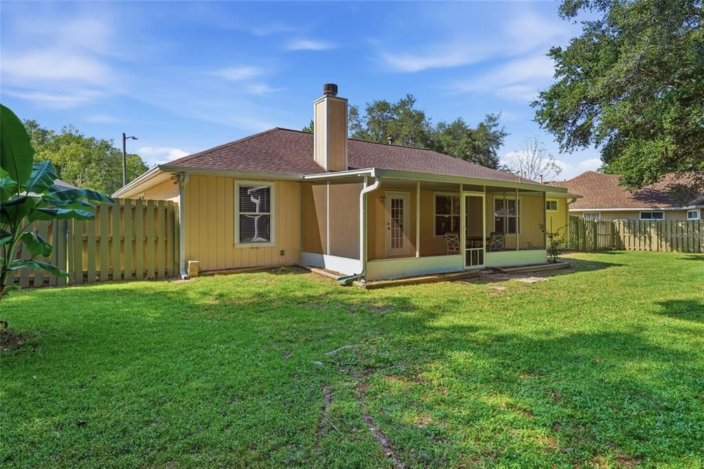 En Venta: $310,000 (3 camas, 2 baños, 1382 Pies cuadrados)