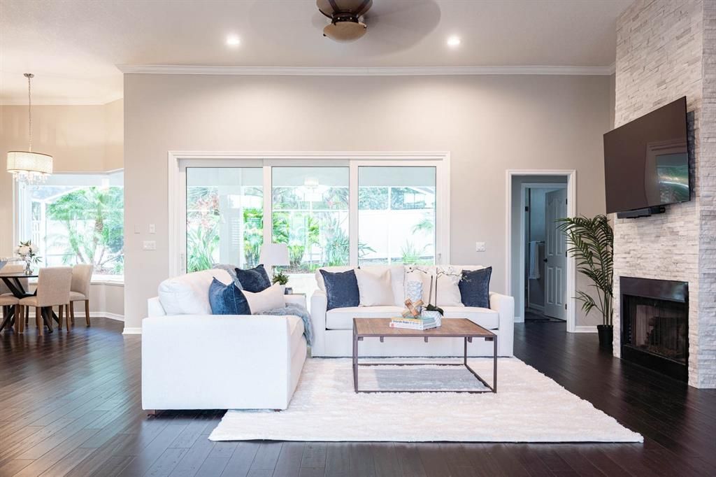 En Venta: $850,000 (5 camas, 4 baños, 3207 Pies cuadrados)