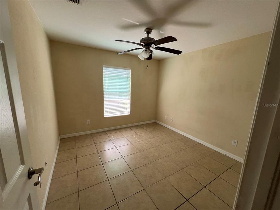 For Rent: $1,350 (2 beds, 1 baths, 762 Square Feet)