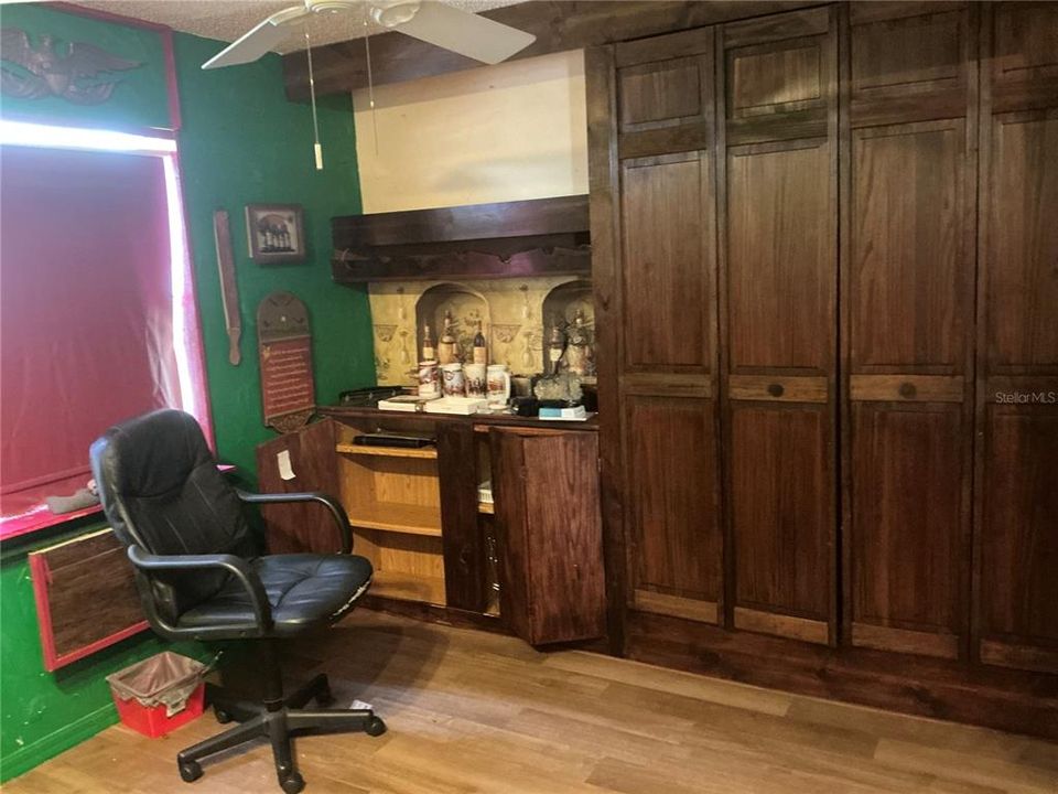 На продажу: $350,000 (2 спален, 2 ванн, 1770 Квадратных фут)