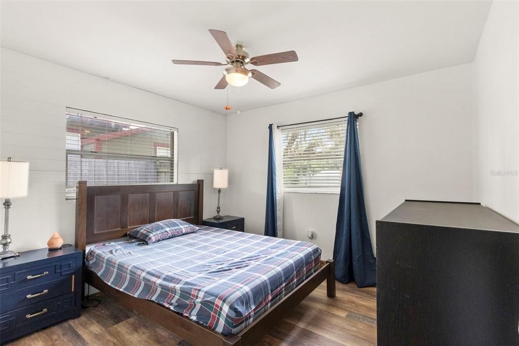 En Venta: $359,000 (2 camas, 1 baños, 899 Pies cuadrados)