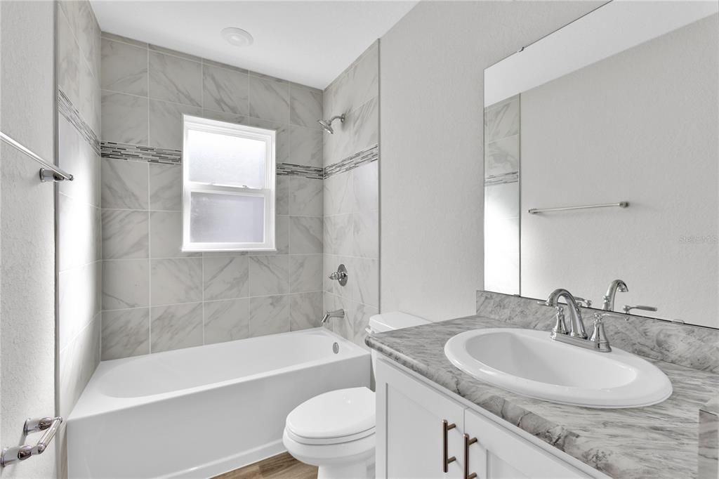 В аренду: $2,450 (4 спален, 2 ванн, 2393 Квадратных фут)