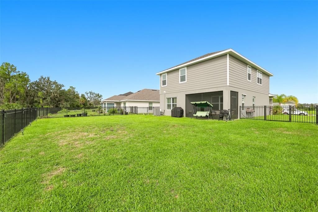 En Venta: $479,900 (4 camas, 2 baños, 2411 Pies cuadrados)