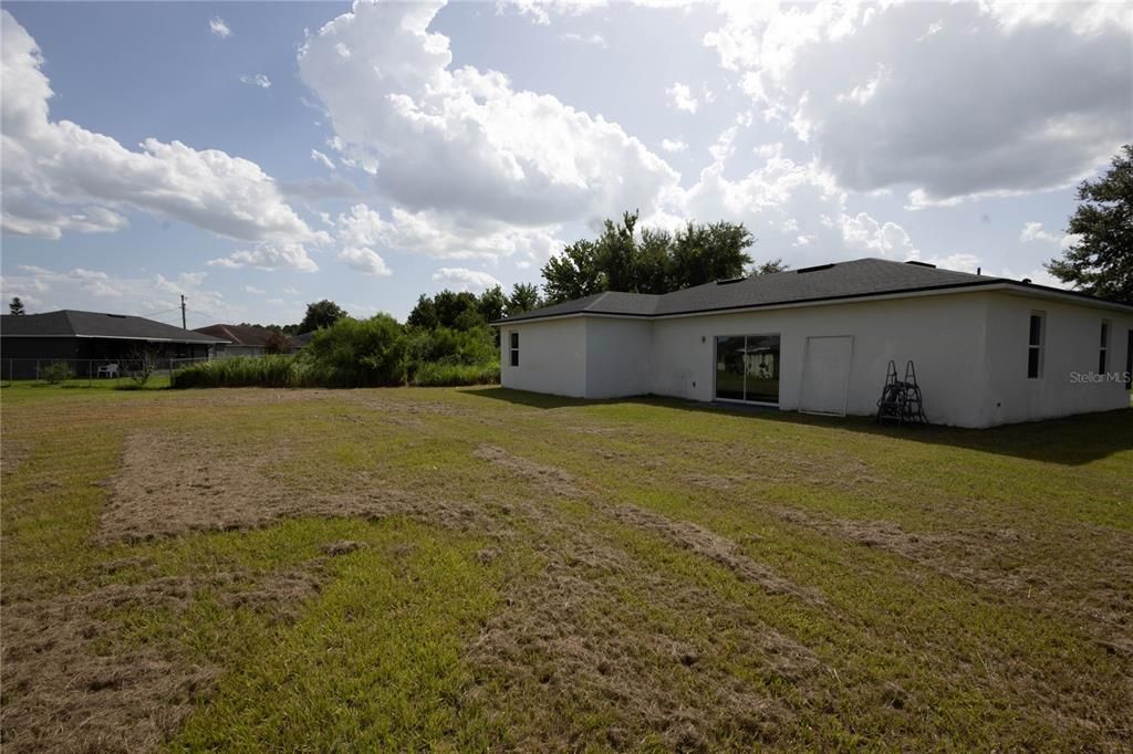 For Sale: $314,900 (4 beds, 2 baths, 2004 Square Feet)