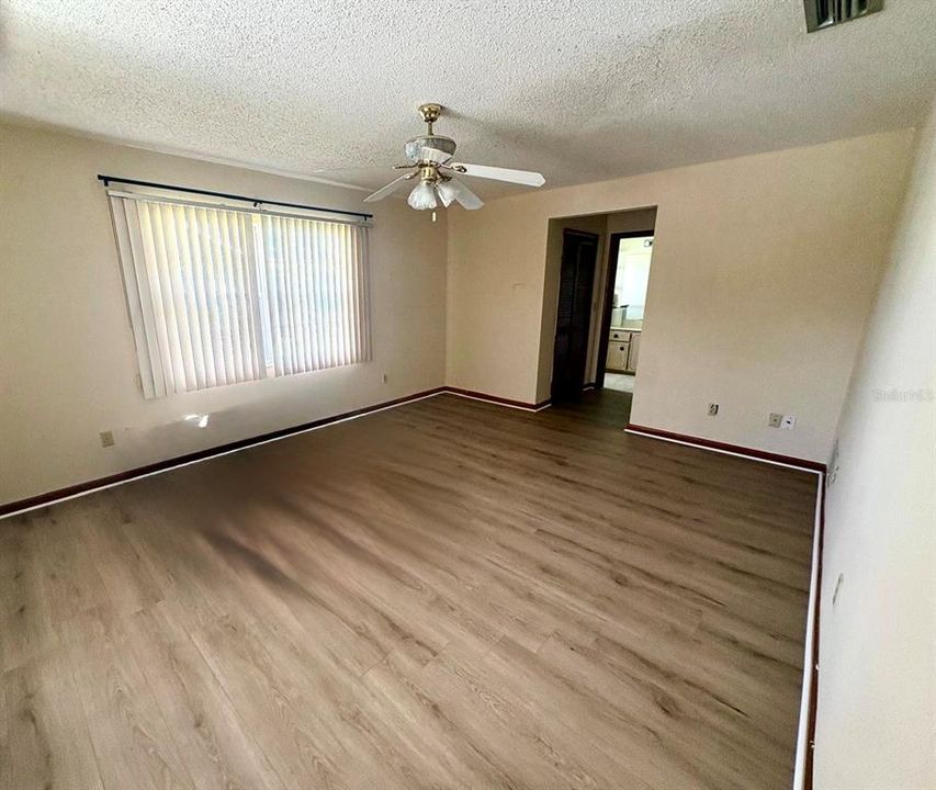For Rent: $2,400 (3 beds, 2 baths, 1784 Square Feet)
