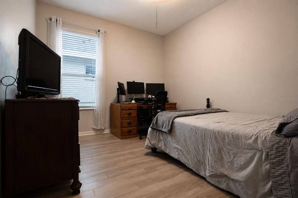 En Venta: $525,000 (4 camas, 2 baños, 2256 Pies cuadrados)