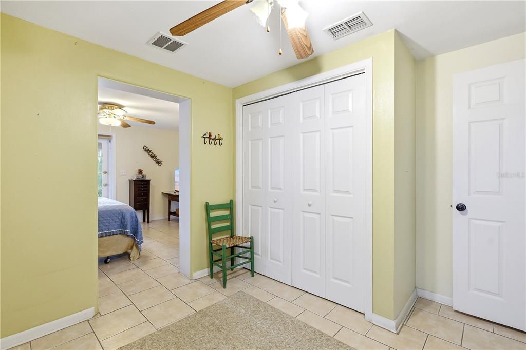 Activo con contrato: $309,900 (3 camas, 2 baños, 1824 Pies cuadrados)