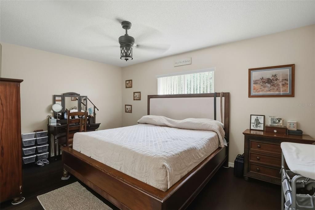 En Venta: $345,000 (3 camas, 2 baños, 1499 Pies cuadrados)