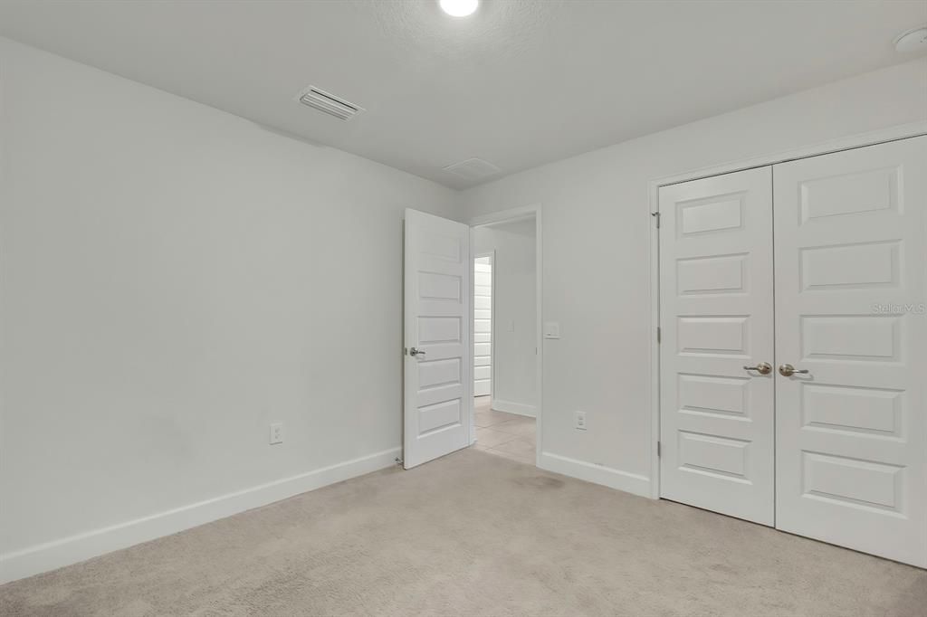 В аренду: $1,900 (4 спален, 3 ванн, 2300 Квадратных фут)