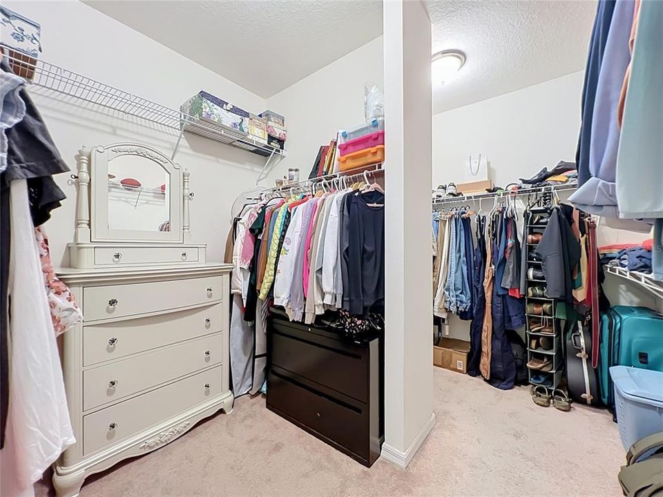 Active With Contract: $549,000 (4 beds, 3 baths, 2781 Square Feet)