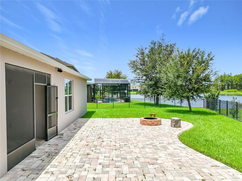 Active With Contract: $549,000 (4 beds, 3 baths, 2781 Square Feet)