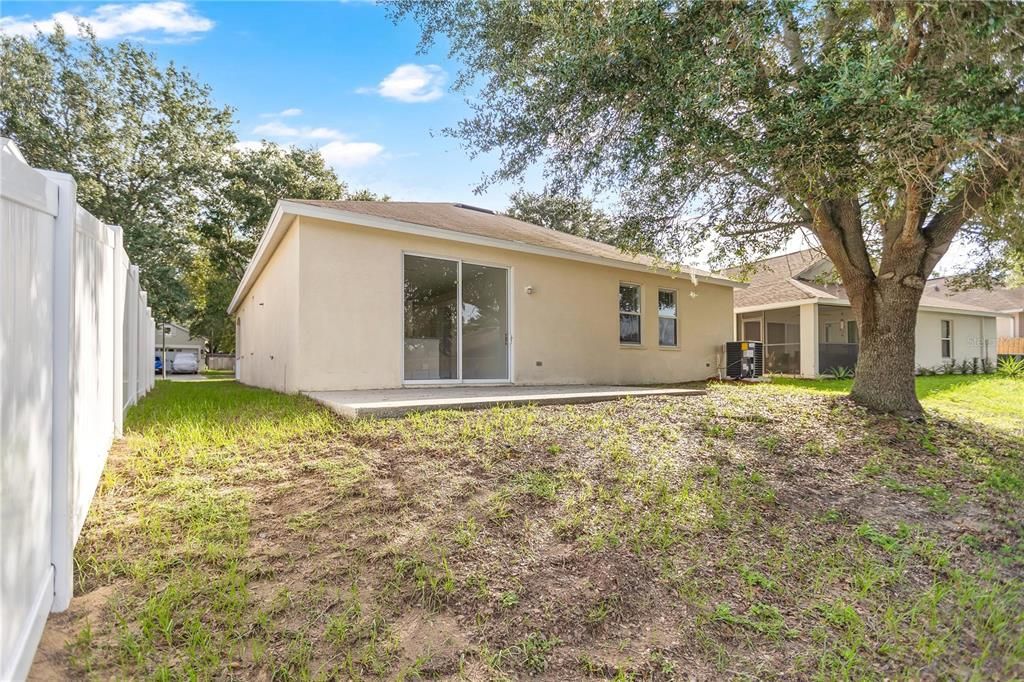 Active With Contract: $319,900 (3 beds, 2 baths, 1526 Square Feet)