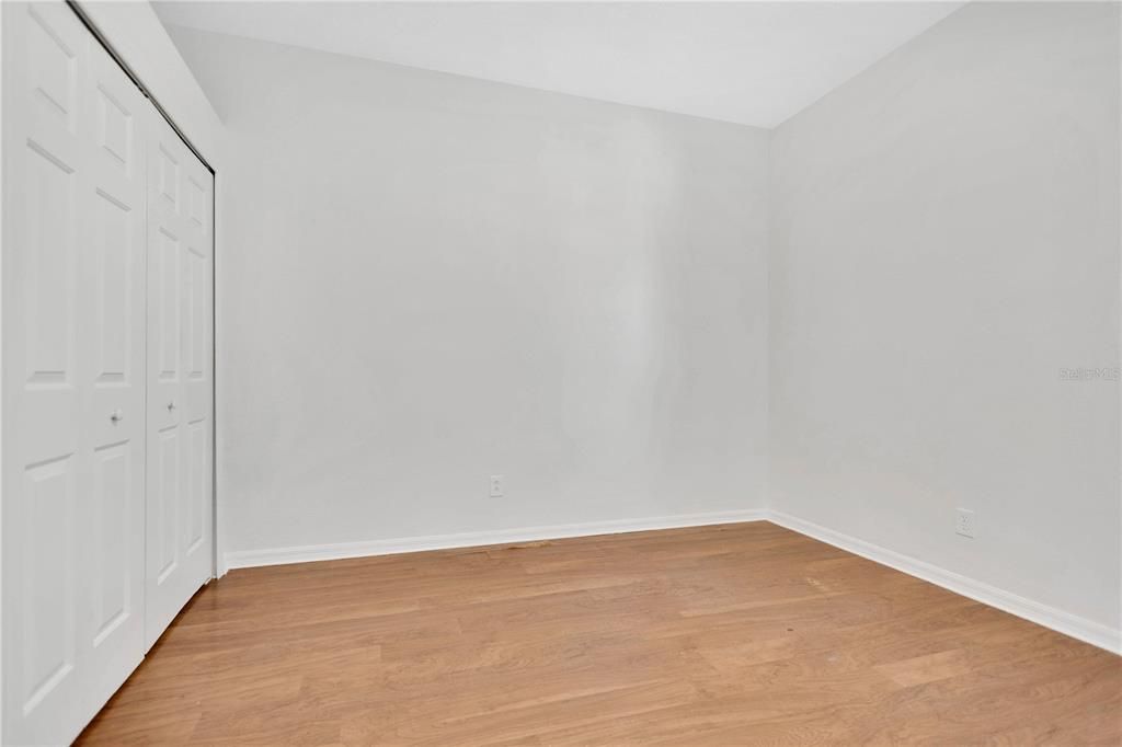 Active With Contract: $319,900 (3 beds, 2 baths, 1526 Square Feet)