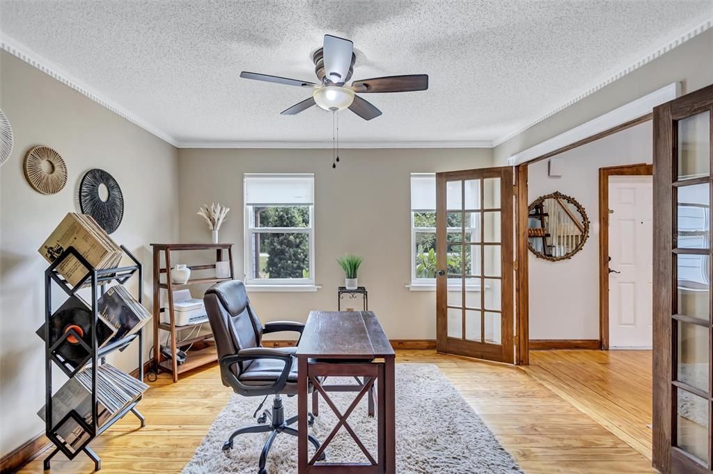 En Venta: $625,000 (4 camas, 2 baños, 2552 Pies cuadrados)