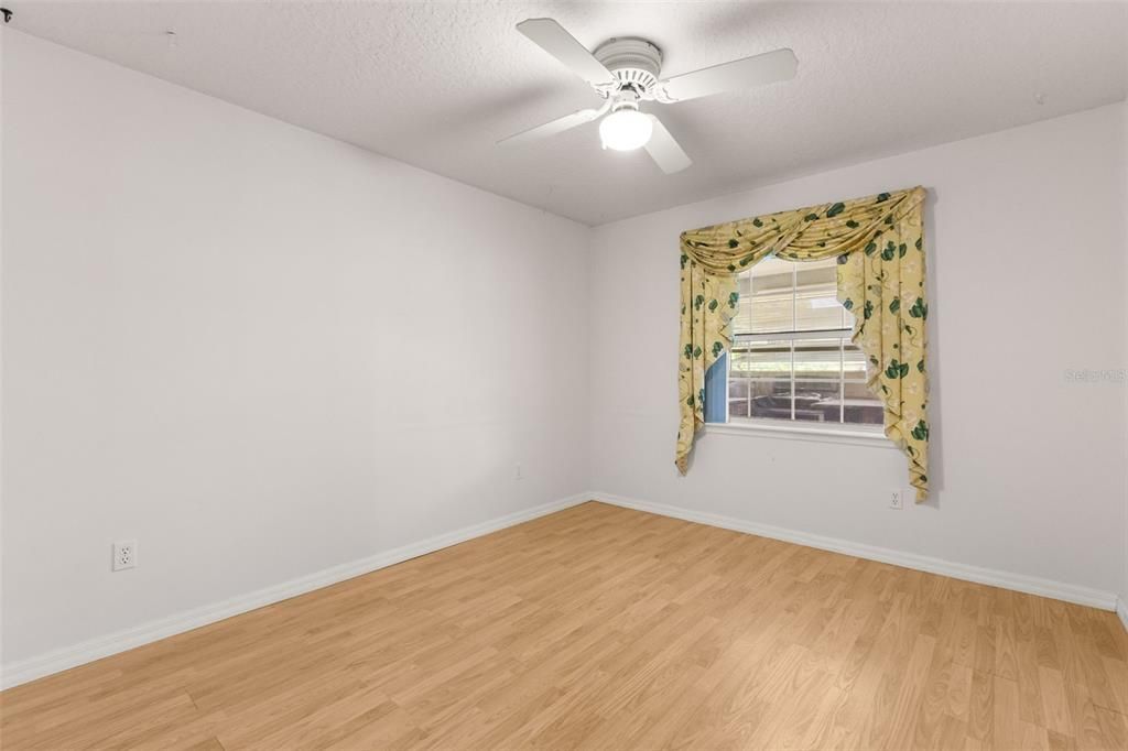 For Sale: $549,000 (4 beds, 2 baths, 2263 Square Feet)
