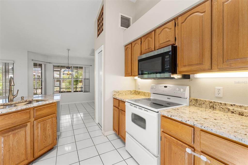 For Sale: $549,000 (4 beds, 2 baths, 2263 Square Feet)