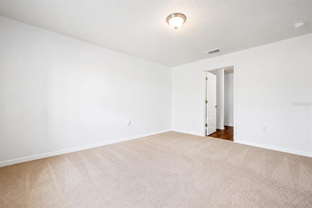 En Venta: $289,000 (3 camas, 2 baños, 1399 Pies cuadrados)