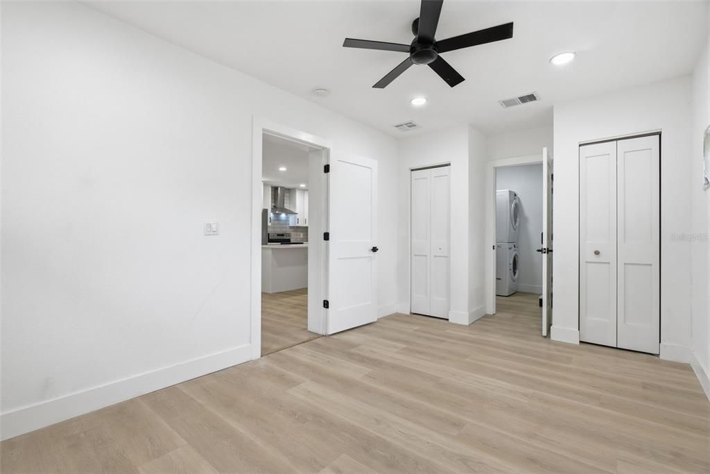 На продажу: $449,000 (3 спален, 2 ванн, 1144 Квадратных фут)