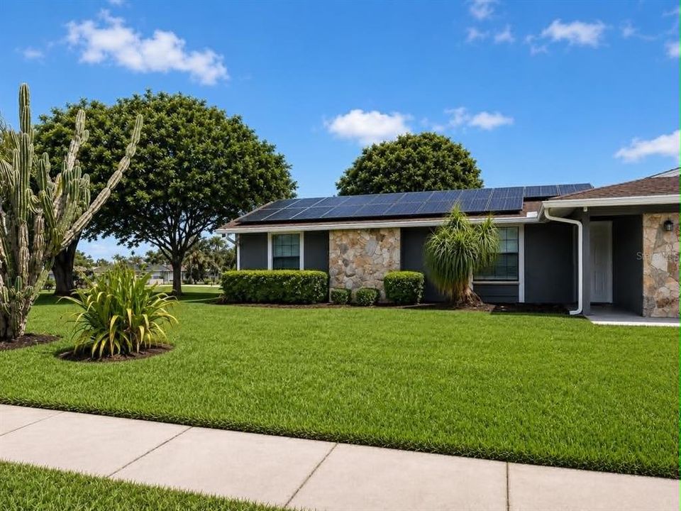 En Venta: $425,000 (3 camas, 2 baños, 1688 Pies cuadrados)