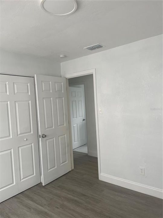 For Sale: $215,000 (3 beds, 1 baths, 1144 Square Feet)