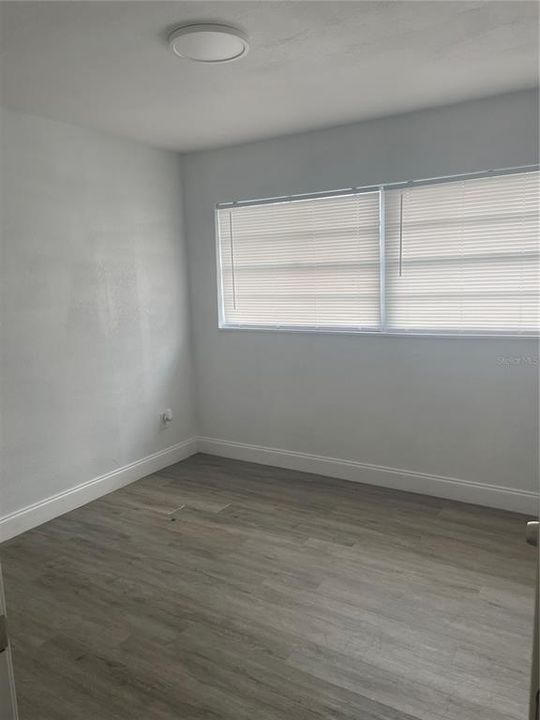 For Sale: $215,000 (3 beds, 1 baths, 1144 Square Feet)