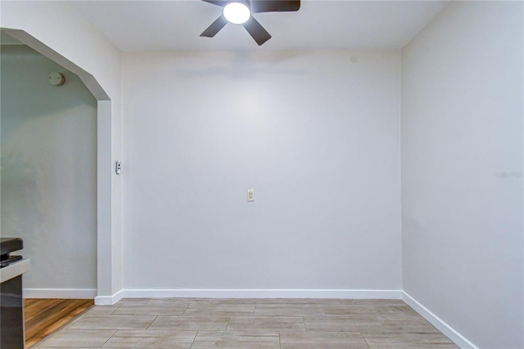 For Sale: $469,000 (2 beds, 0 baths, 1216 Square Feet)