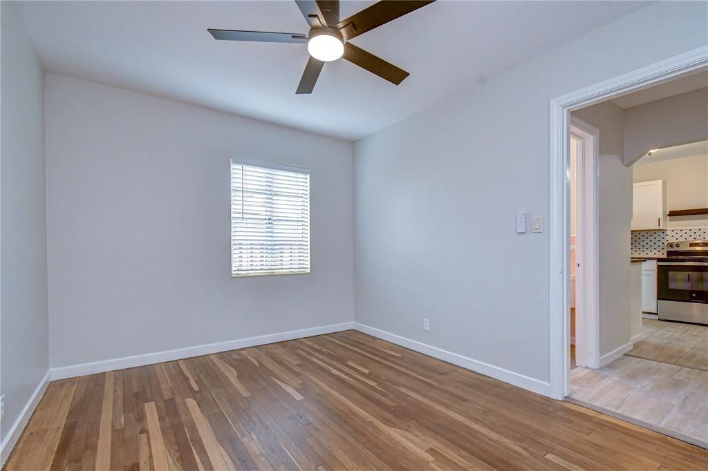 For Sale: $469,000 (2 beds, 0 baths, 1216 Square Feet)