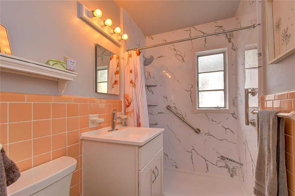 For Sale: $469,000 (2 beds, 0 baths, 1216 Square Feet)