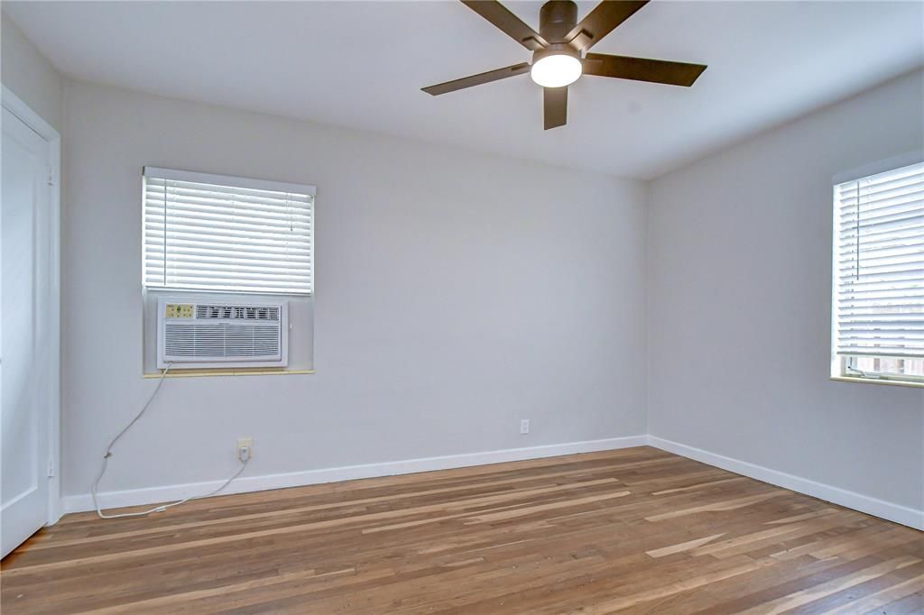 For Sale: $469,000 (2 beds, 0 baths, 1216 Square Feet)