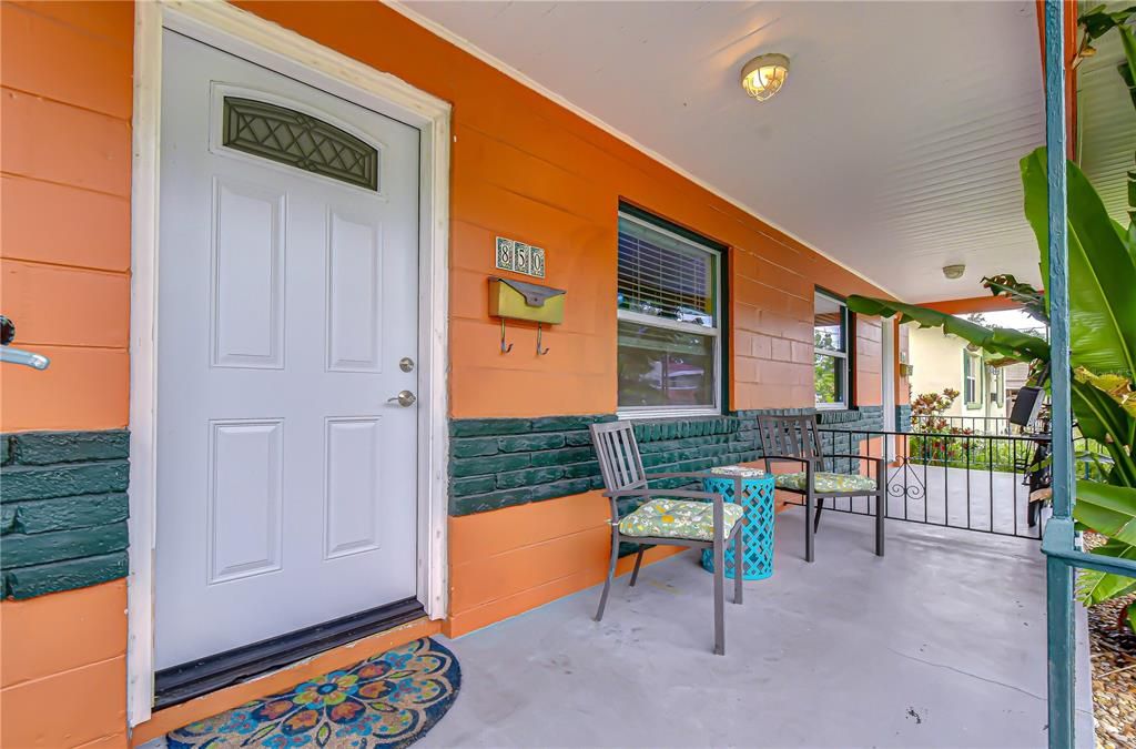 For Sale: $469,000 (2 beds, 0 baths, 1216 Square Feet)