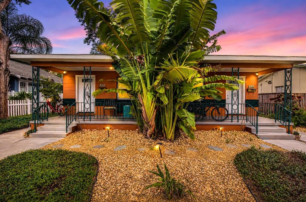 For Sale: $469,000 (2 beds, 0 baths, 1216 Square Feet)