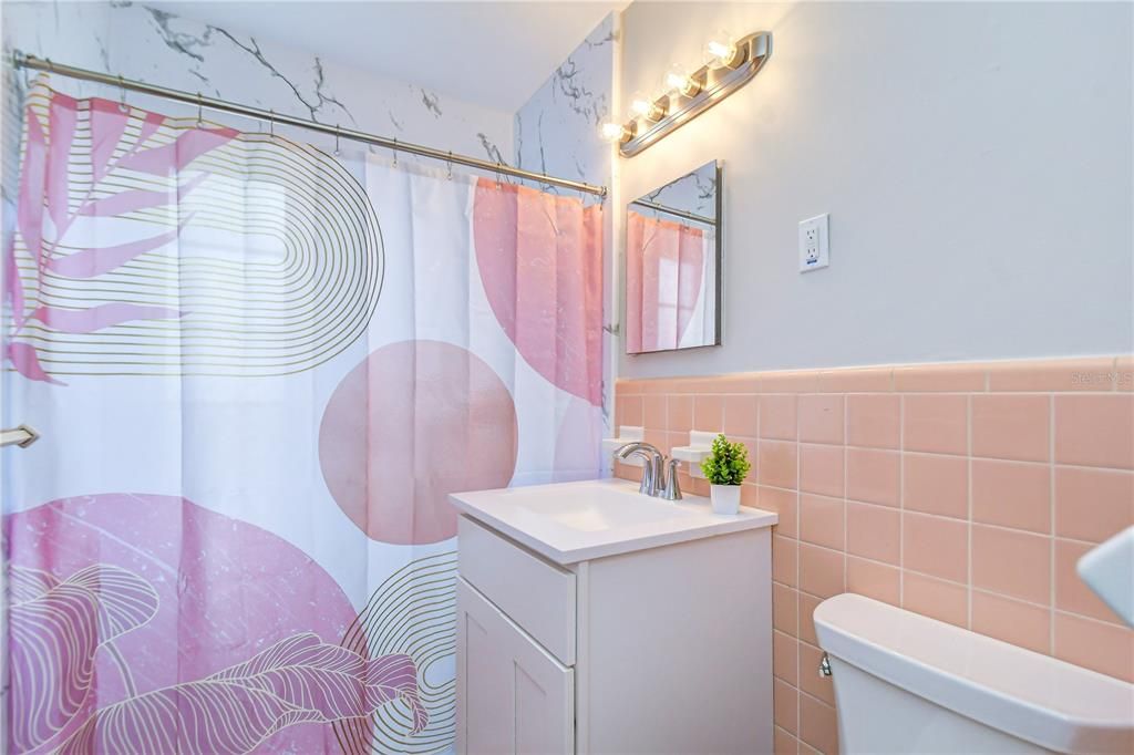 For Sale: $469,000 (2 beds, 0 baths, 1216 Square Feet)