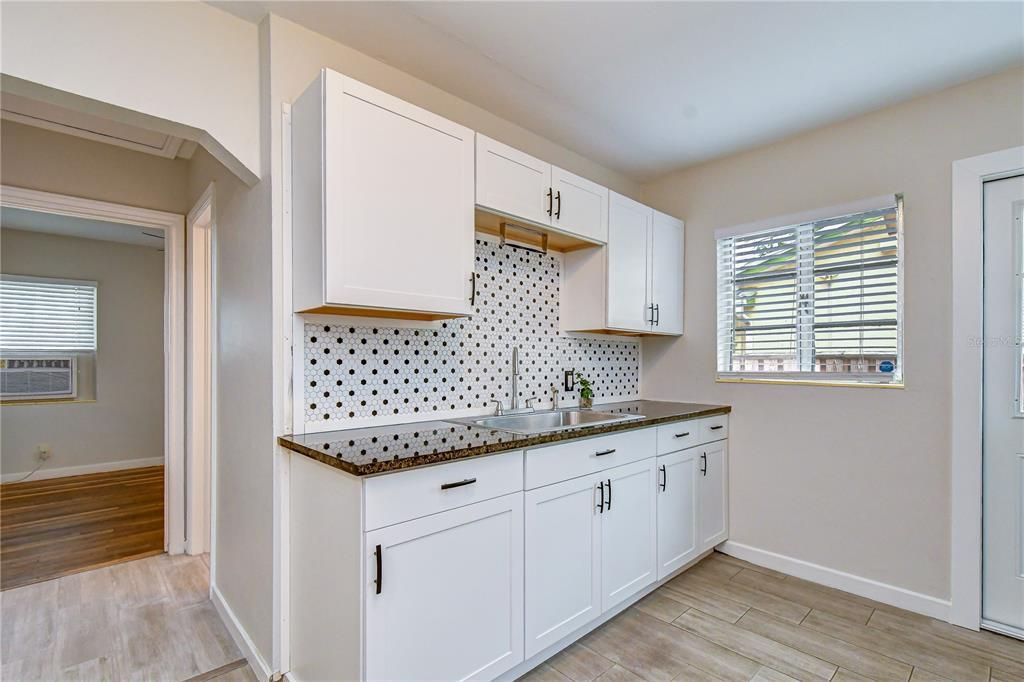For Sale: $469,000 (2 beds, 0 baths, 1216 Square Feet)