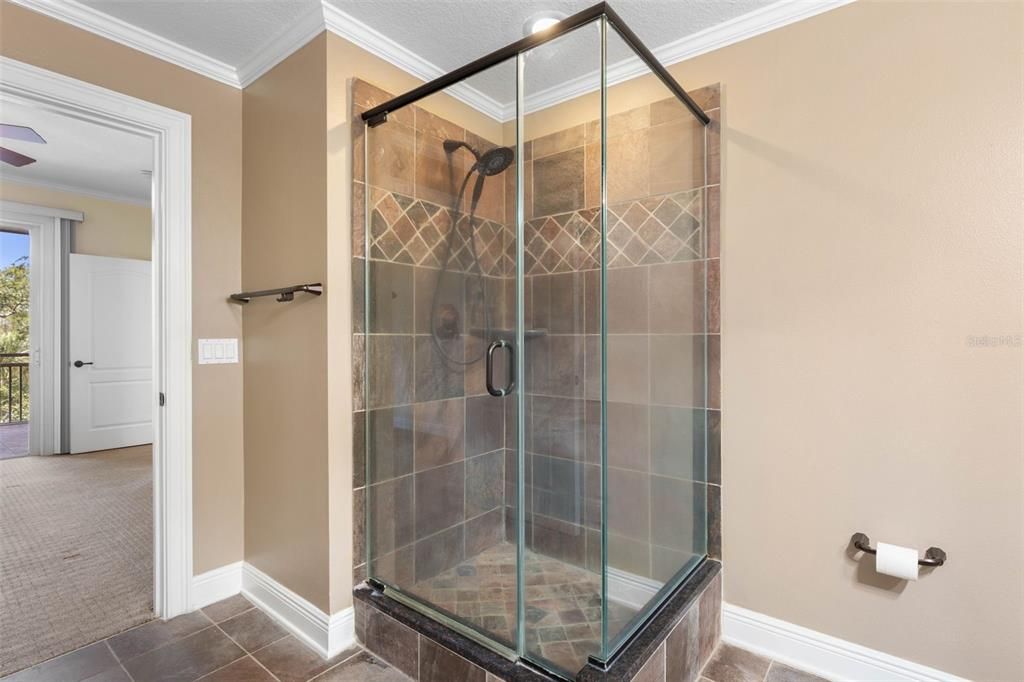 На продажу: $299,999 (3 спален, 2 ванн, 1344 Квадратных фут)