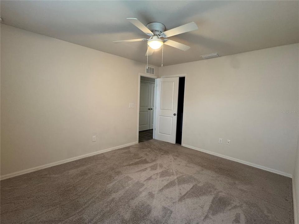 В аренду: $1,799 (3 спален, 2 ванн, 1651 Квадратных фут)
