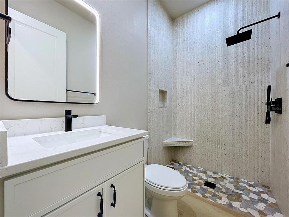 На продажу: $624,600 (4 спален, 2 ванн, 1850 Квадратных фут)