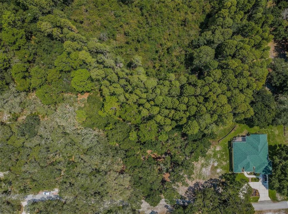 На продажу: $419,000 (4.95 acres)