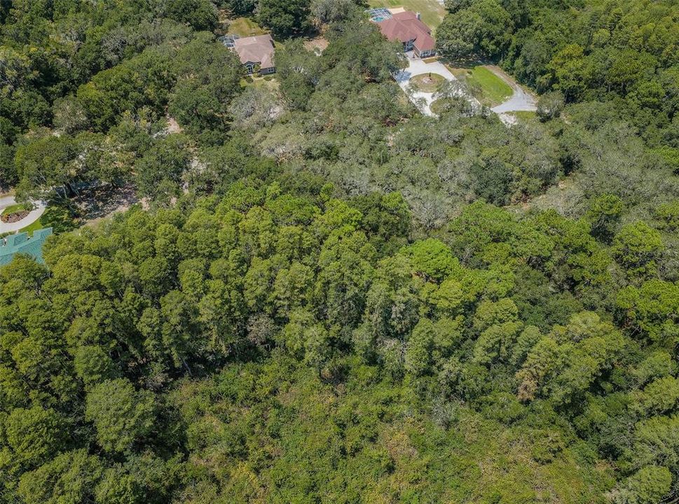 На продажу: $419,000 (4.95 acres)