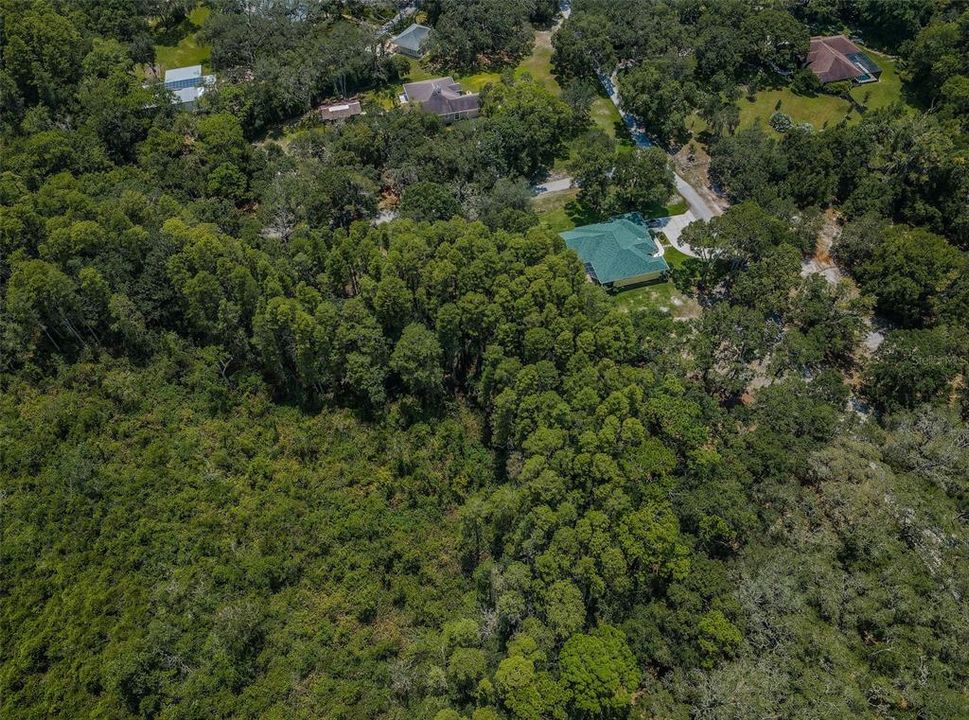 На продажу: $419,000 (4.95 acres)