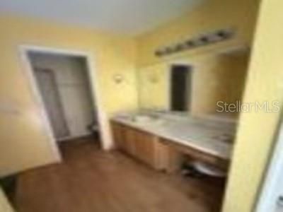 Activo con contrato: $277,500 (3 camas, 2 baños, 1460 Pies cuadrados)