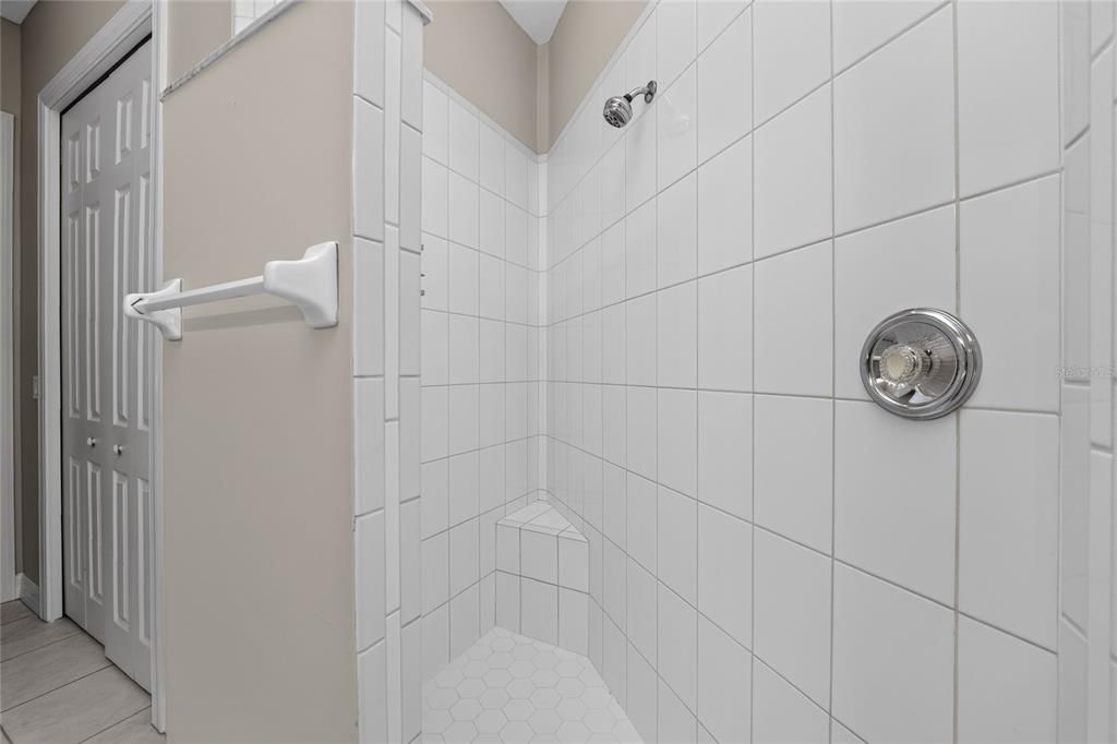 For Sale: $284,900 (2 beds, 2 baths, 1617 Square Feet)