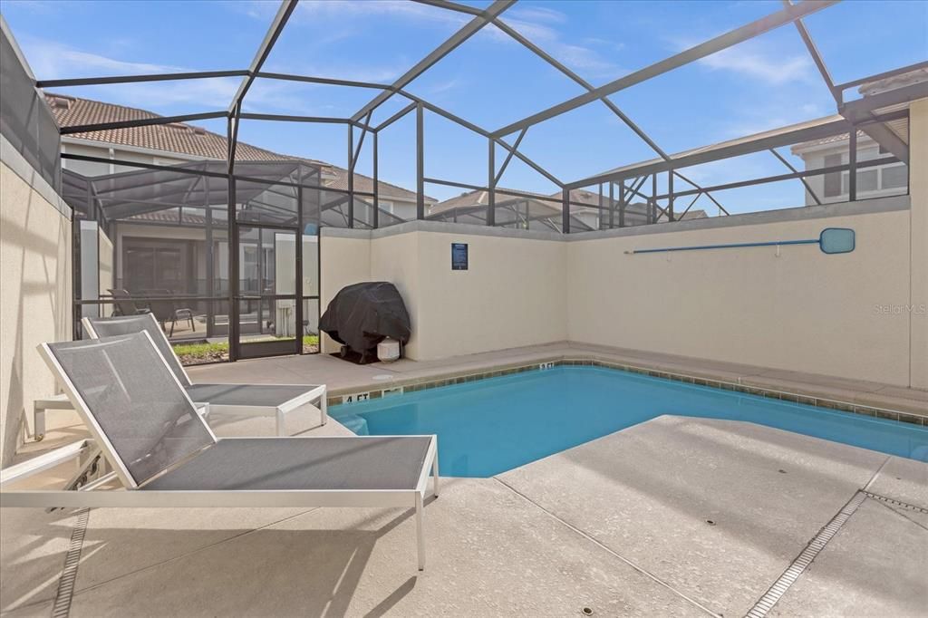 En Venta: $449,000 (4 camas, 3 baños, 1914 Pies cuadrados)