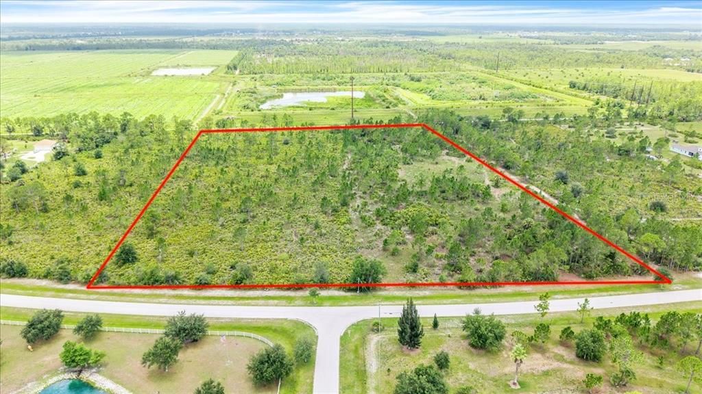 На продажу: $250,000 (10.06 acres)