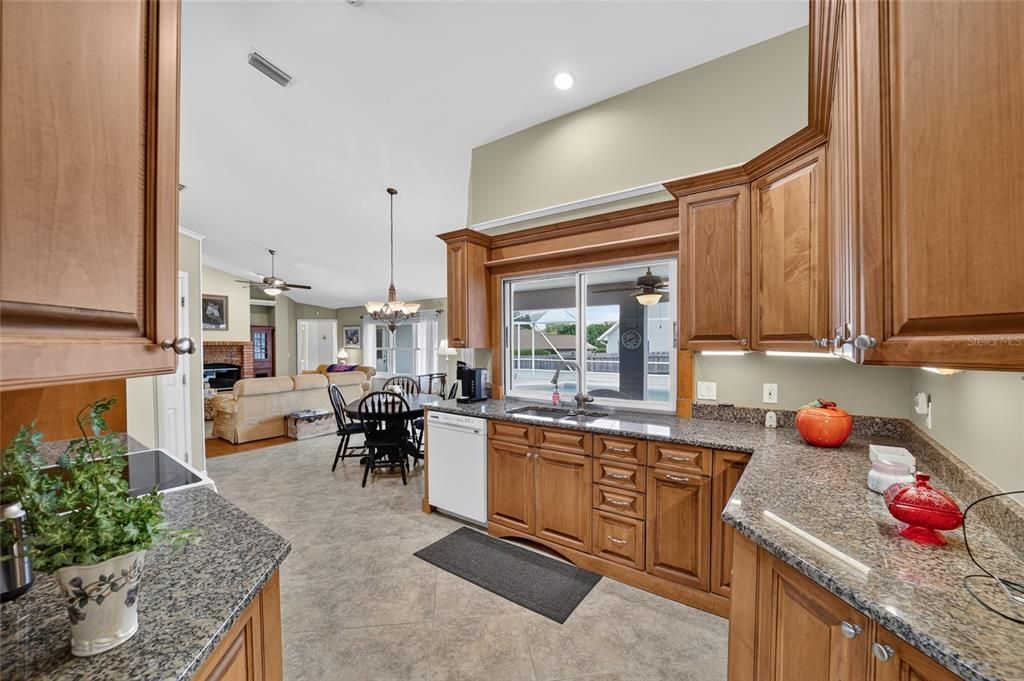 For Sale: $495,000 (3 beds, 2 baths, 2406 Square Feet)