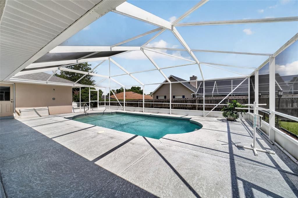 For Sale: $495,000 (3 beds, 2 baths, 2406 Square Feet)