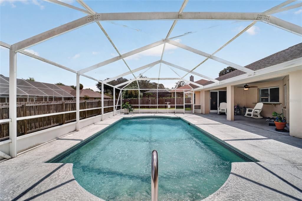 For Sale: $495,000 (3 beds, 2 baths, 2406 Square Feet)
